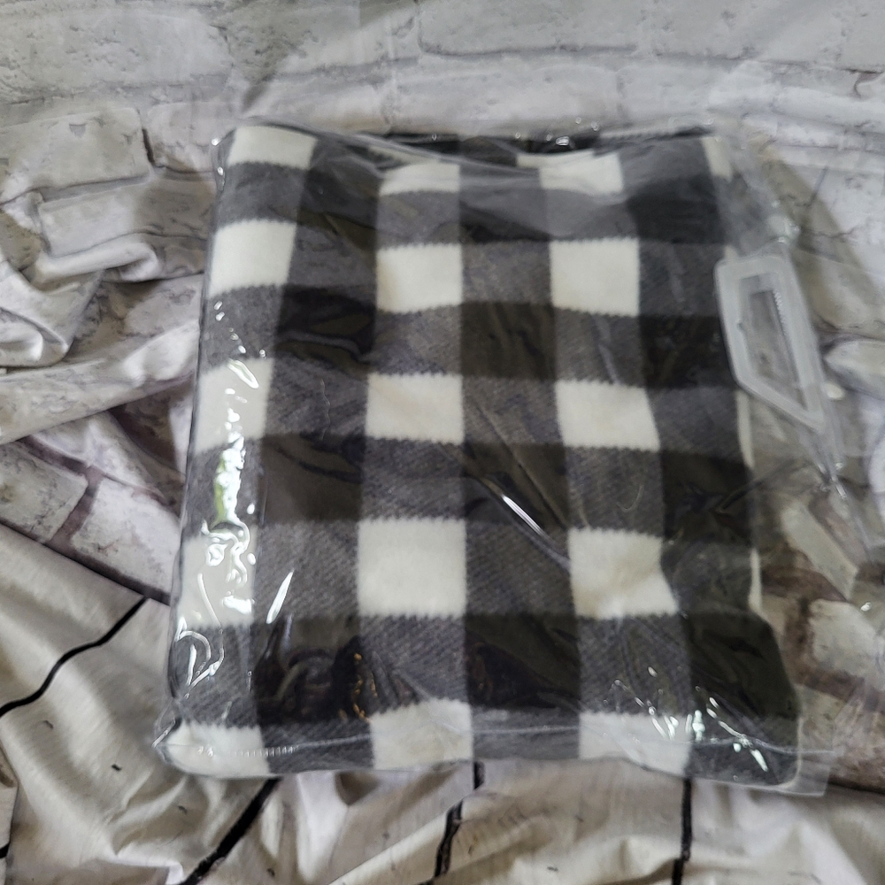 Heated Car Blanket - 12-Volt Electric Blanket for Car Portable Heated Throw NWOT